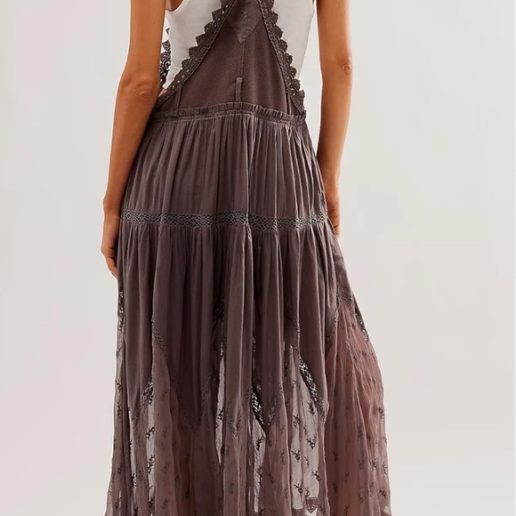 Maxi Dress Adjustable Strap Pleated Tiered Swing Long Dress with Pockets - Picture 6 of 6